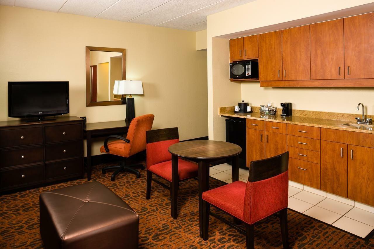 Hampton Inn Колумбия Экстерьер фото